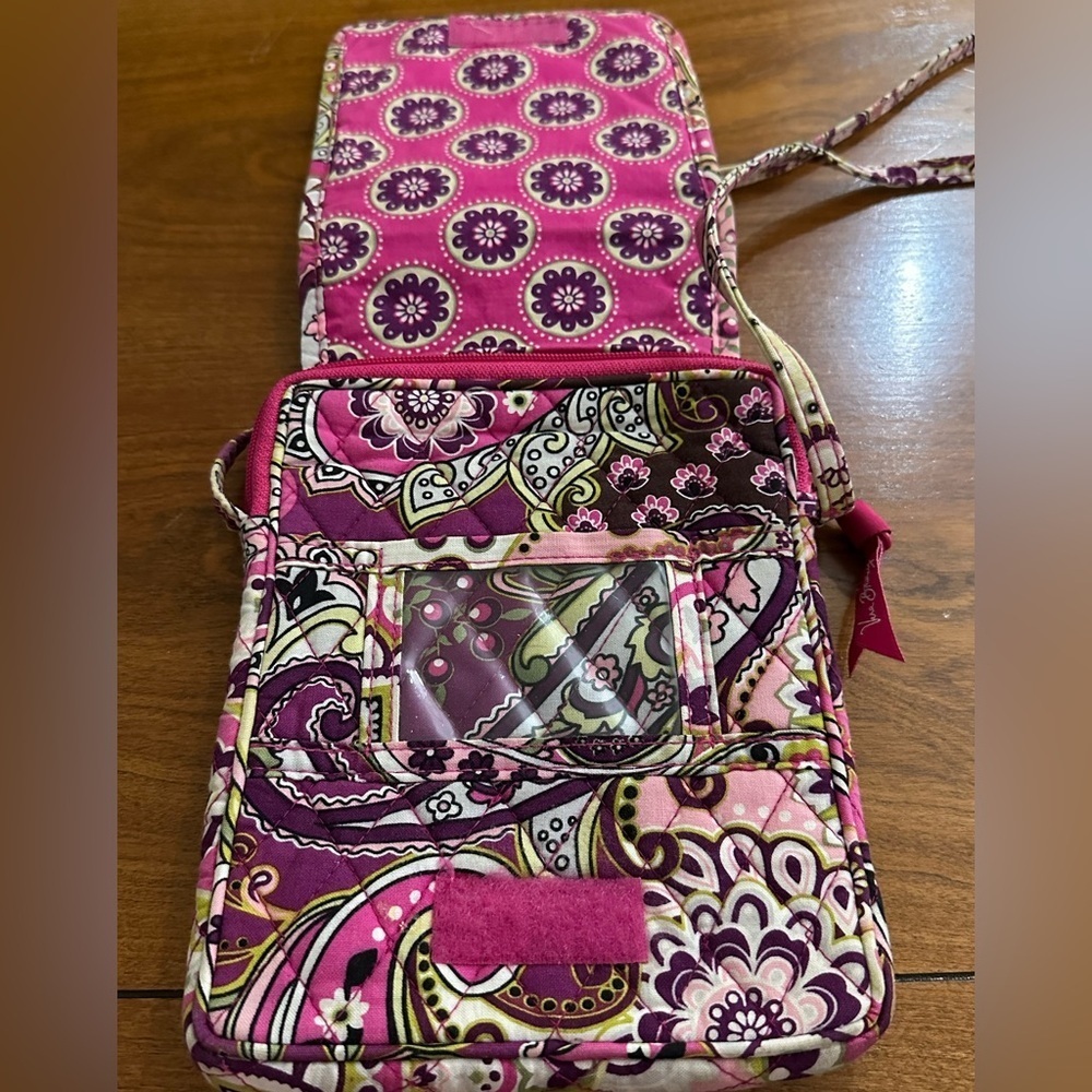 Vera Bradley Crossbody Hipster Bag Pink Purple Paisley Floral Quilted - Picture 4 of 5